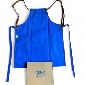 Legend Lifestyle Blue Apron Thick denim material leather straps Box included NEW